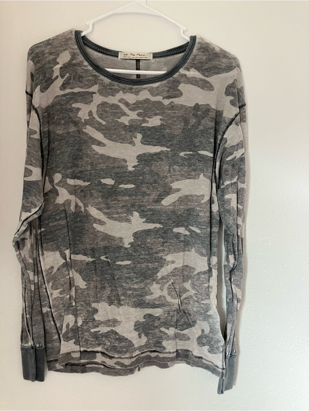 Faded Green Camo Long-Sleeve Tee (Free People, XS)